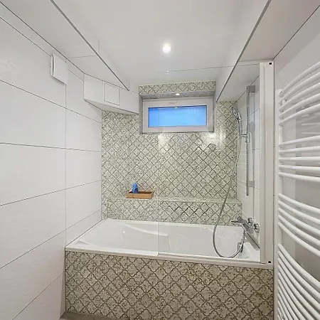 Le De Lisa Bed & Breakfast